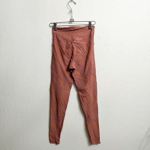Onzie Revolve Leggings Dusty Pink Rose Mauve Size-XS Small - Picture 4 of 5